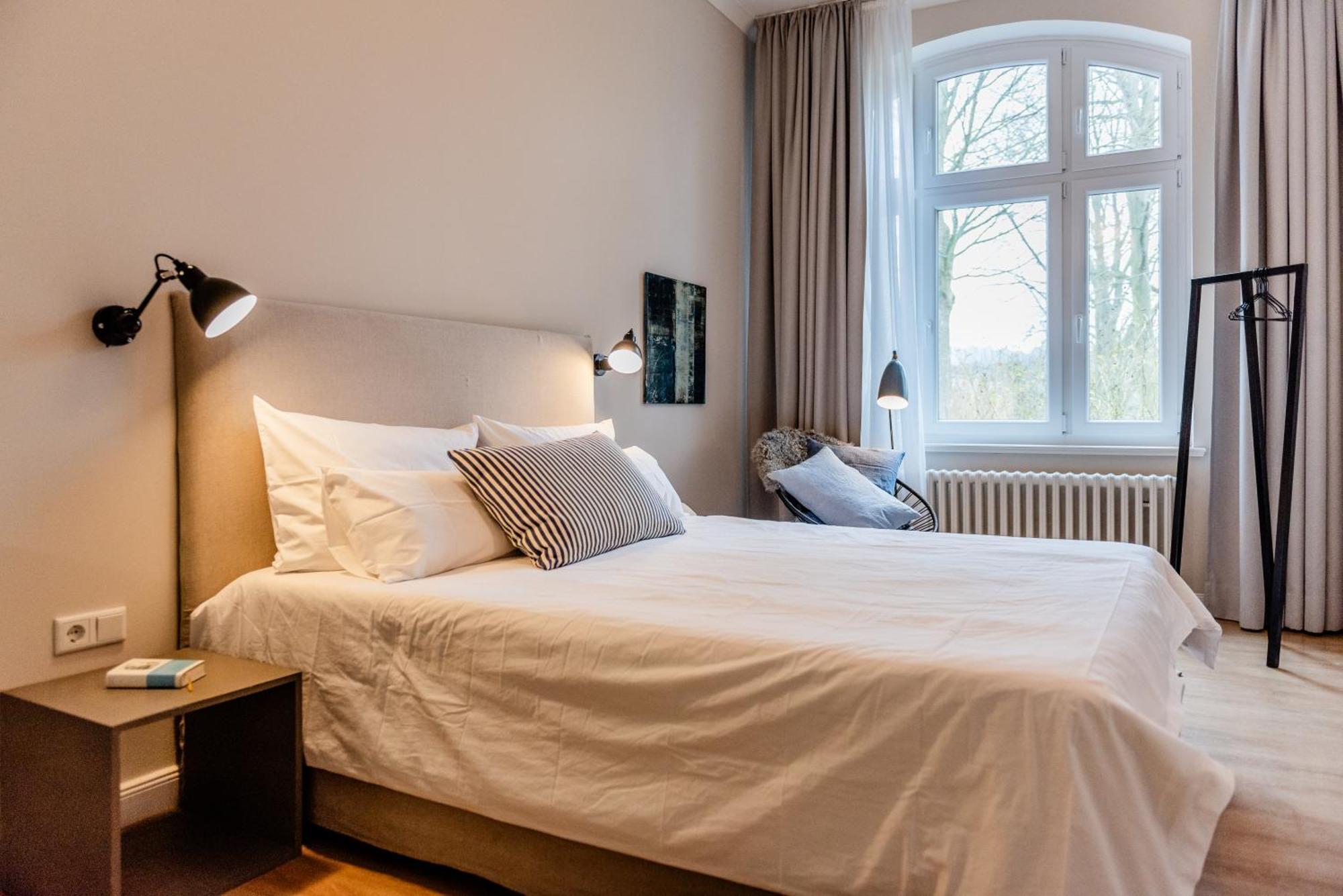 Aarskogs Boutique Hotel Глюксбург Экстерьер фото